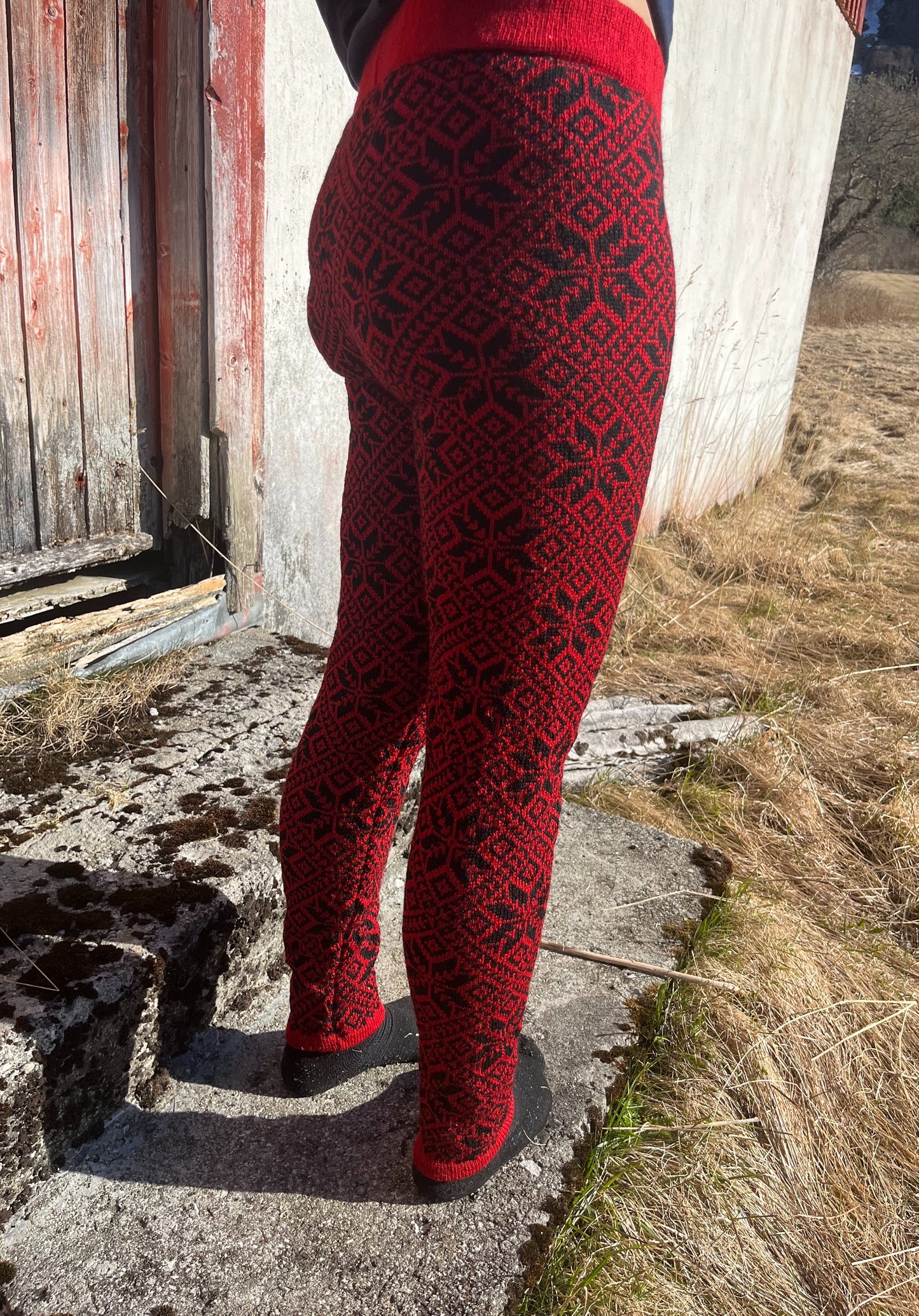 Ullbukse voksen // Huldra, Sigrunn
